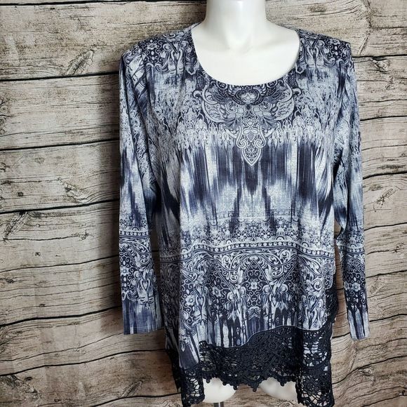 World Unity Tops - World Unity Gray and Black LS Lace Trimmed Top 3X NWT